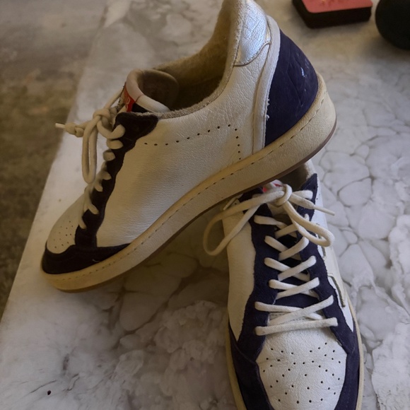 Golden Goose sneakers - Picture 2 of 3